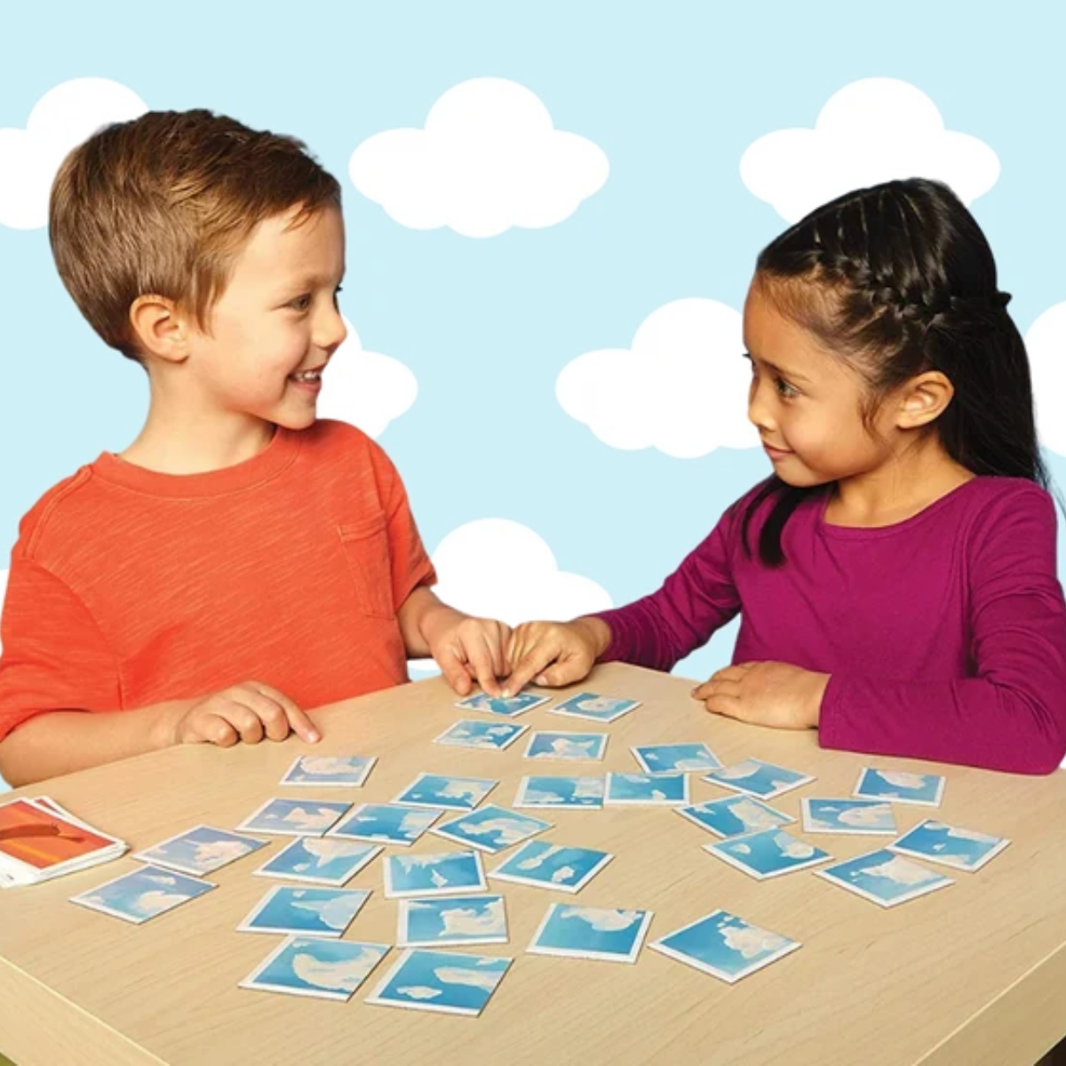 Juego de Mesa Y Estuche de Nube Marca - Blue Orange