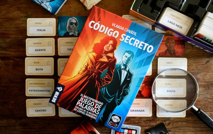 Juego De Mesa Codigo Secreto Juego De Palabras - DEVIR