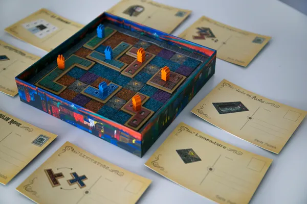 Juego De Mesa Paris La Cité de la Lumiére - DEVIR